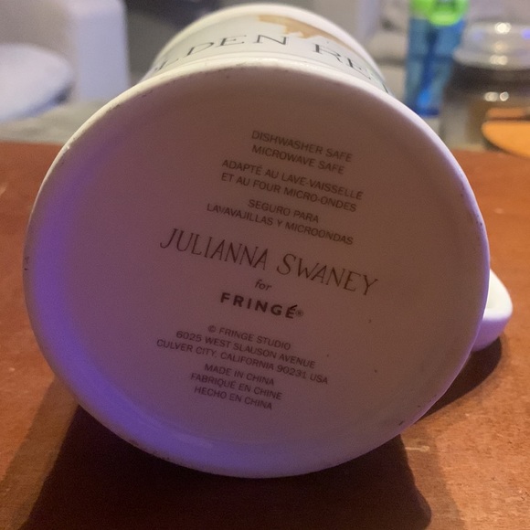 Julianna Swaney Golden Retriever Mug - Picture 3 of 4